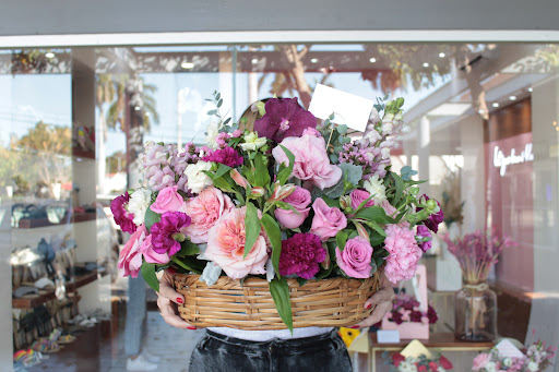 Santika Flower Design