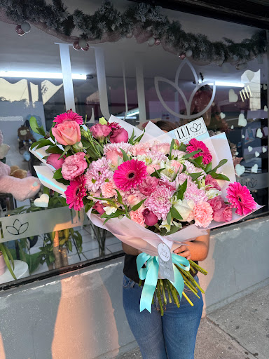 LUI Flower Shop