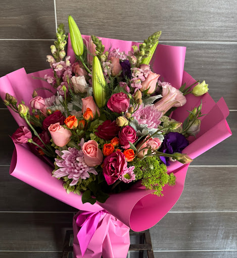 Floreria Camelia by Lucero