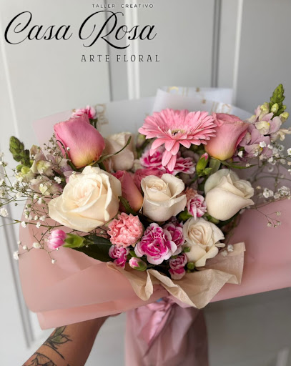 Florería y personalizados "Casa Rosa Arte Floral"